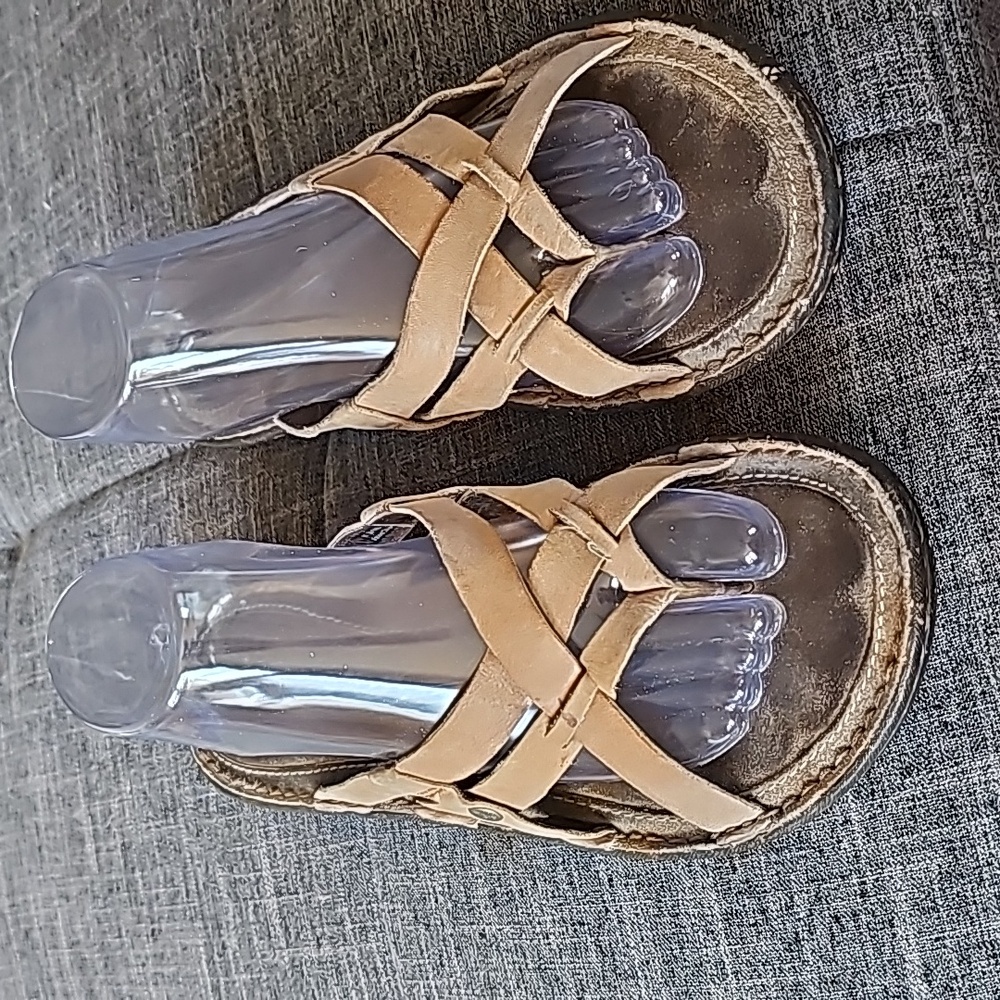 UGG Sandles